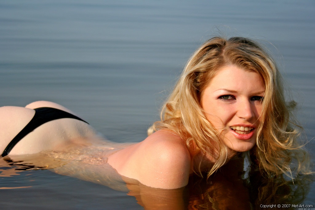 Maria D &laquo; Met Art &laquo; Nude Pictures 